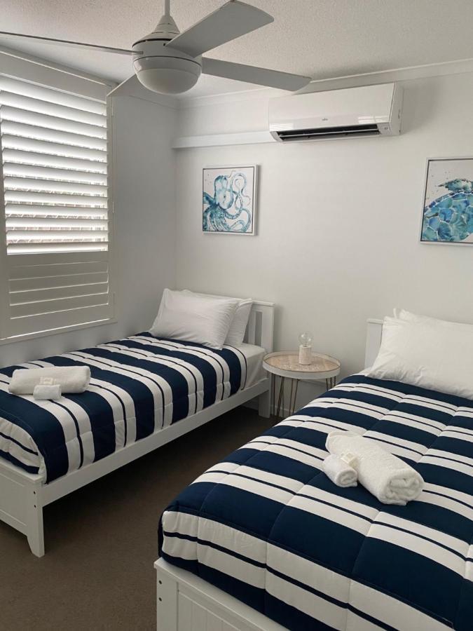 Sanctuary Beach Resort Gold Coast Kültér fotó