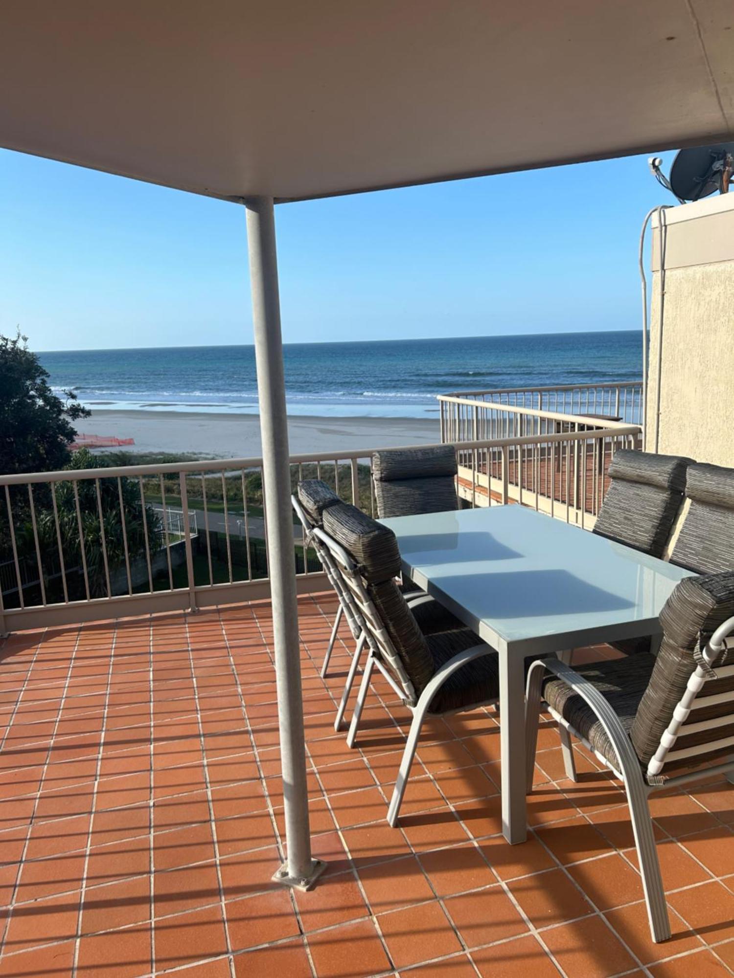 Sanctuary Beach Resort Gold Coast Kültér fotó