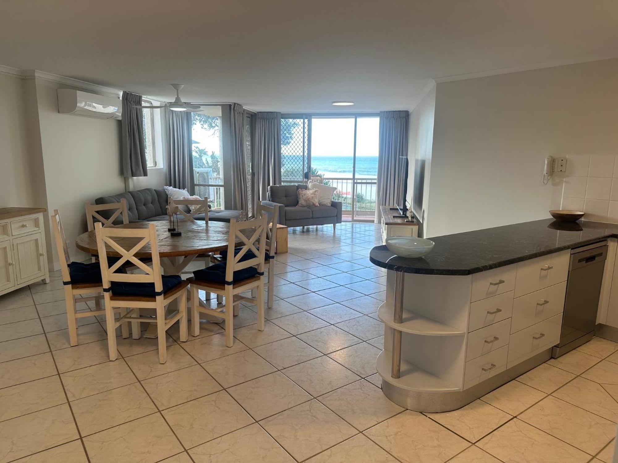 Sanctuary Beach Resort Gold Coast Kültér fotó