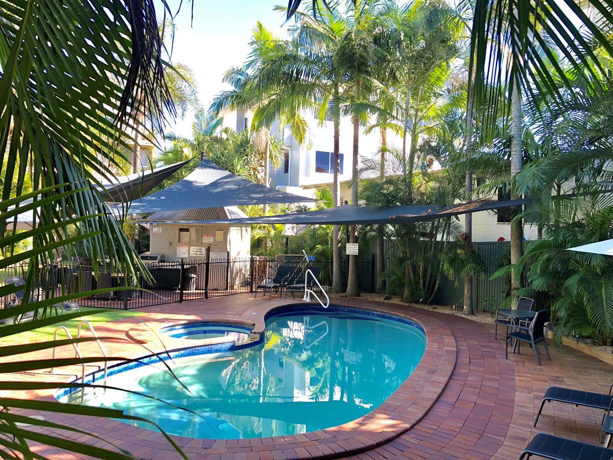 Sanctuary Beach Resort Gold Coast Kültér fotó