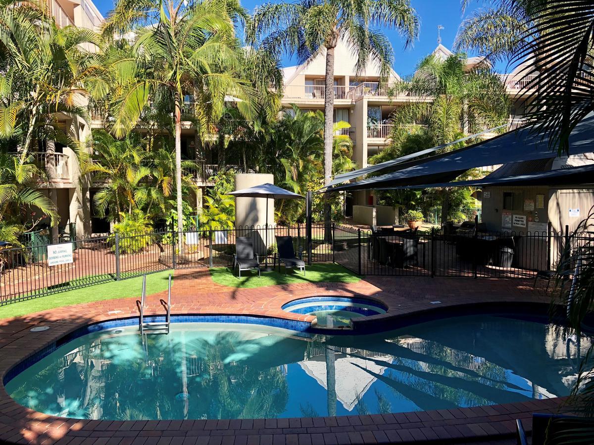 Sanctuary Beach Resort Gold Coast Kültér fotó