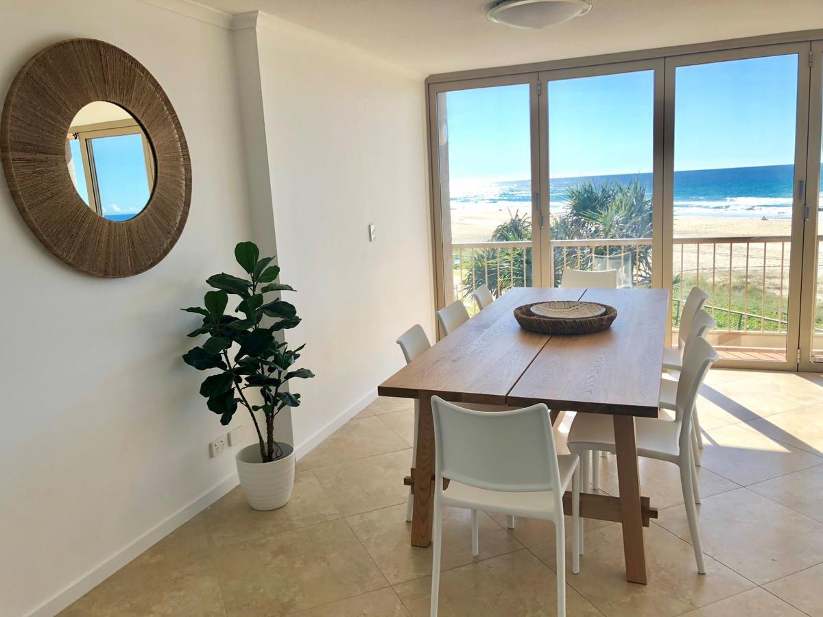 Sanctuary Beach Resort Gold Coast Kültér fotó
