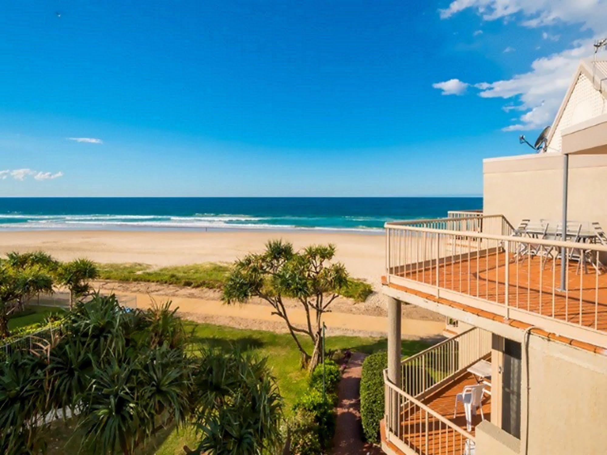 Sanctuary Beach Resort Gold Coast Kültér fotó