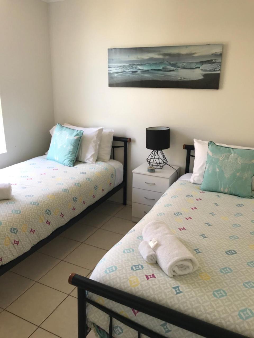 Sanctuary Beach Resort Gold Coast Kültér fotó